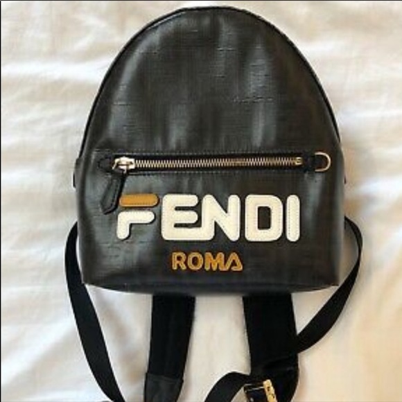 Authentic Fendi patterned small black backpack - Picture 3 of 4